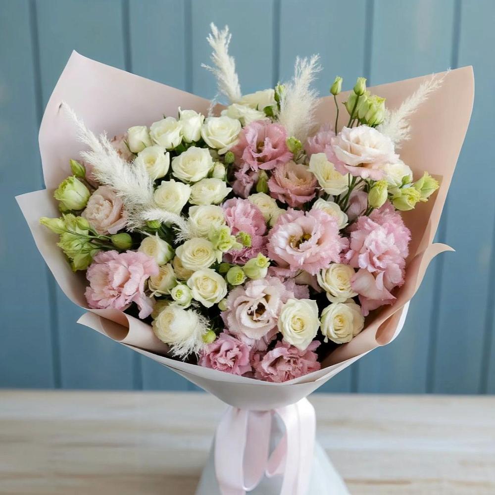 Букет цветов из: Альстромерии и Розы в Тавричанка