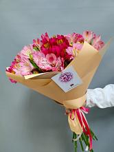 Букет цветов из:  Альстромерии в Тавричанка