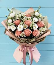 Букет цветов из:  Розы, Альстромерии и Лизиантусы в Тавричанка
