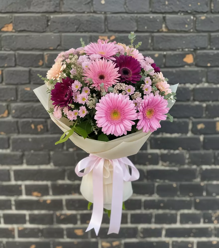Букет цветов из: Герберы и Хризантемы в Тавричанка