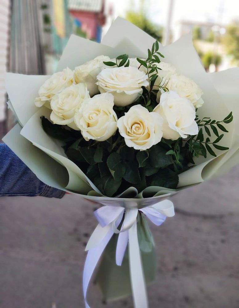 Букет Белые розы Проуд в Тавричанка