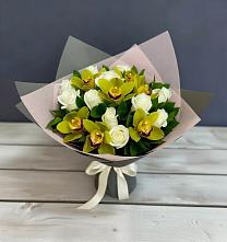 Букет цветов из:  Орхидеи и Розы в Тавричанка