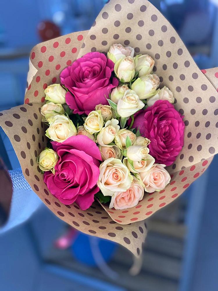 Букет цветов из: Розы в Тавричанка