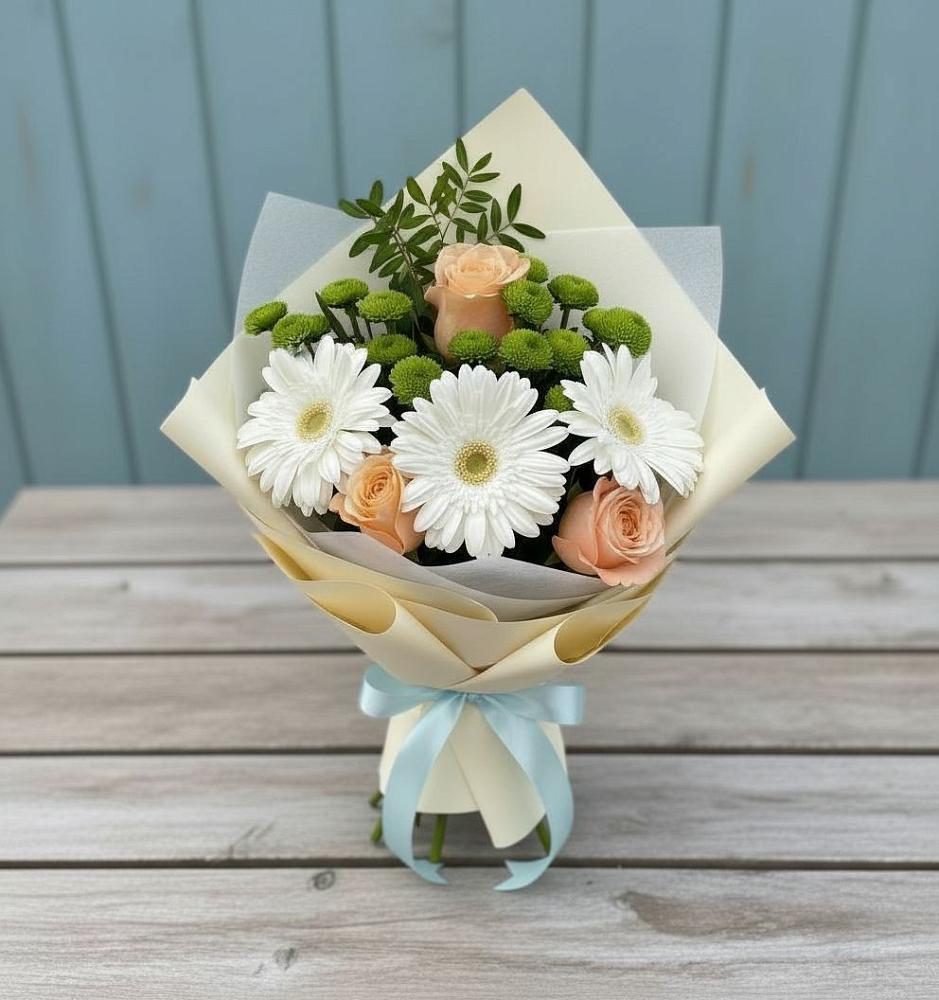 Букет цветов из: Герберы, Розы и Хризантемы в Тавричанка