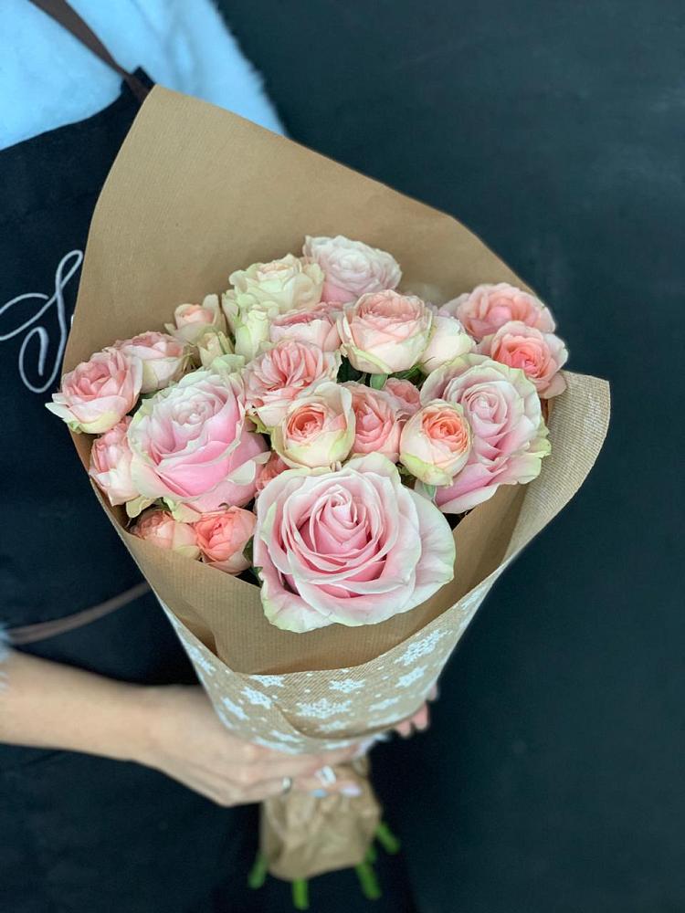 Букет цветов из: Хризантемы и Розы в Тавричанка