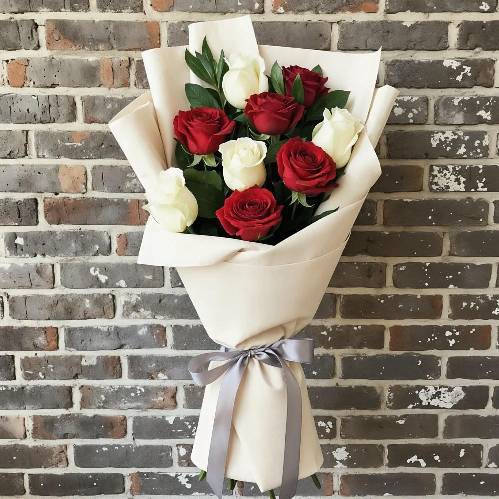 Букет цветов из: Розы в Тавричанка