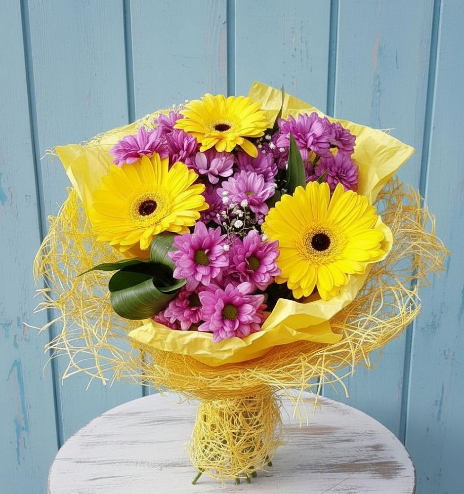 Букет цветов из: Хризантемы и Герберы в Тавричанка