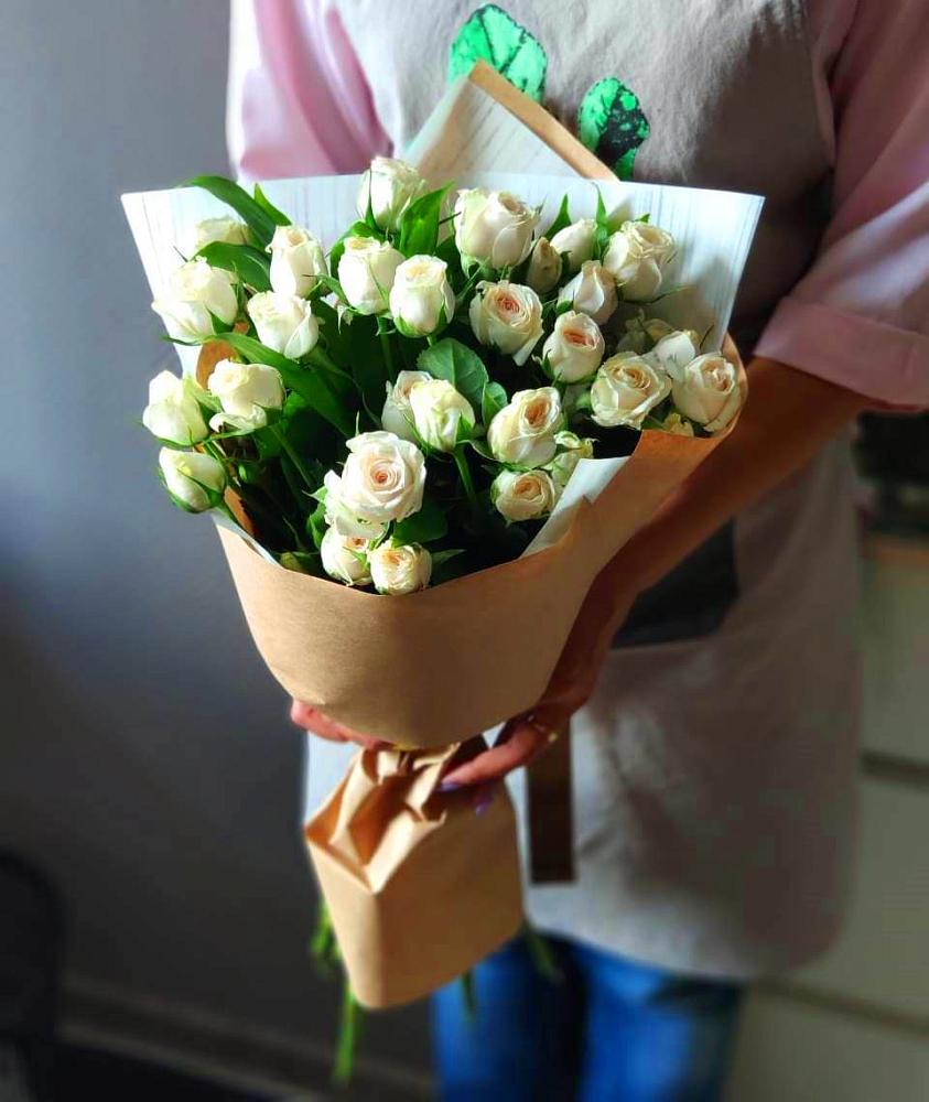 Букет цветов из: Розы в Тавричанка