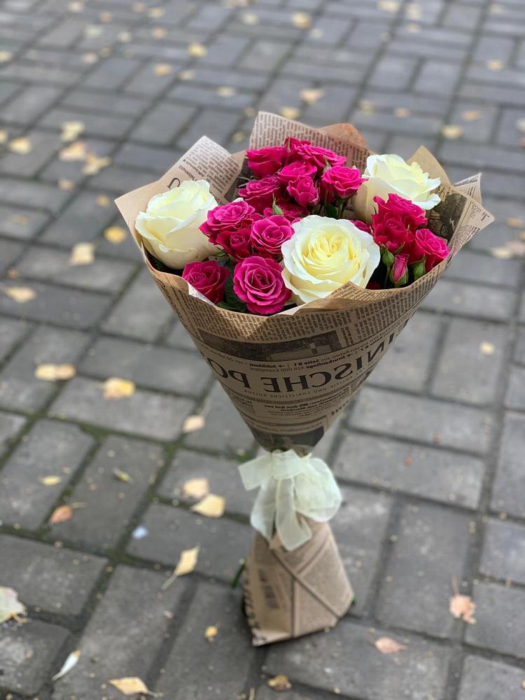 Букет цветов из: Розы в Тавричанка