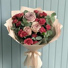 Букет цветов из:  Гвоздики и Розы #REPLACE_PRED# Тавричанка