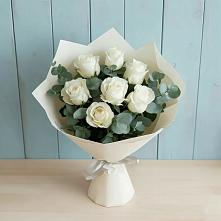 Букет Белые розы в Эвкалипте в Тавричанка