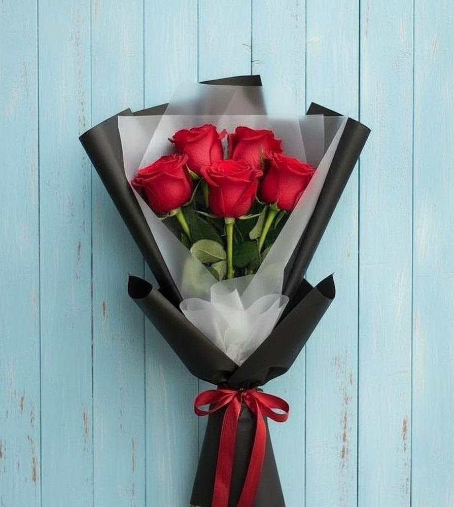 Букет цветов из: Розы в Тавричанка