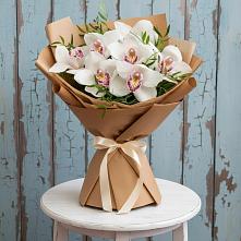 Букет цветов из:  Орхидеи и Розы в Тавричанка